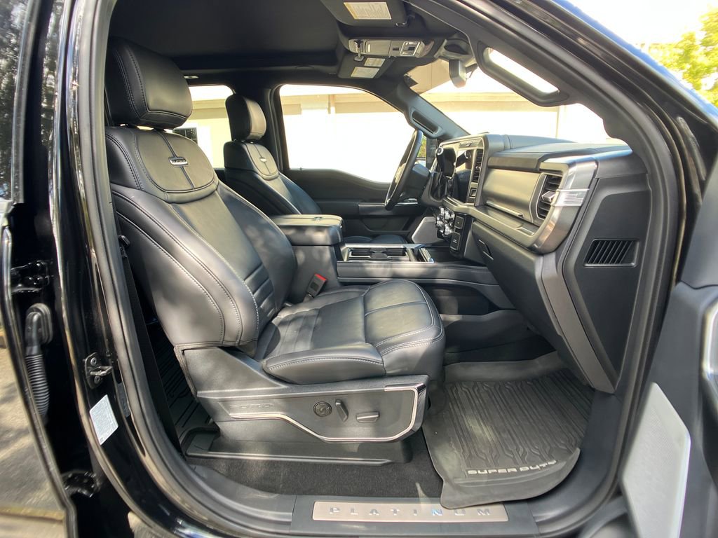 Certified 2025 Ford F350 Platinum image 7