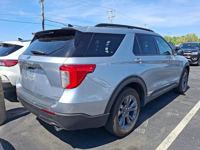 Certified 2023 Ford Explorer XLT w/ Equipment Group 202A AWD/4WD image 5