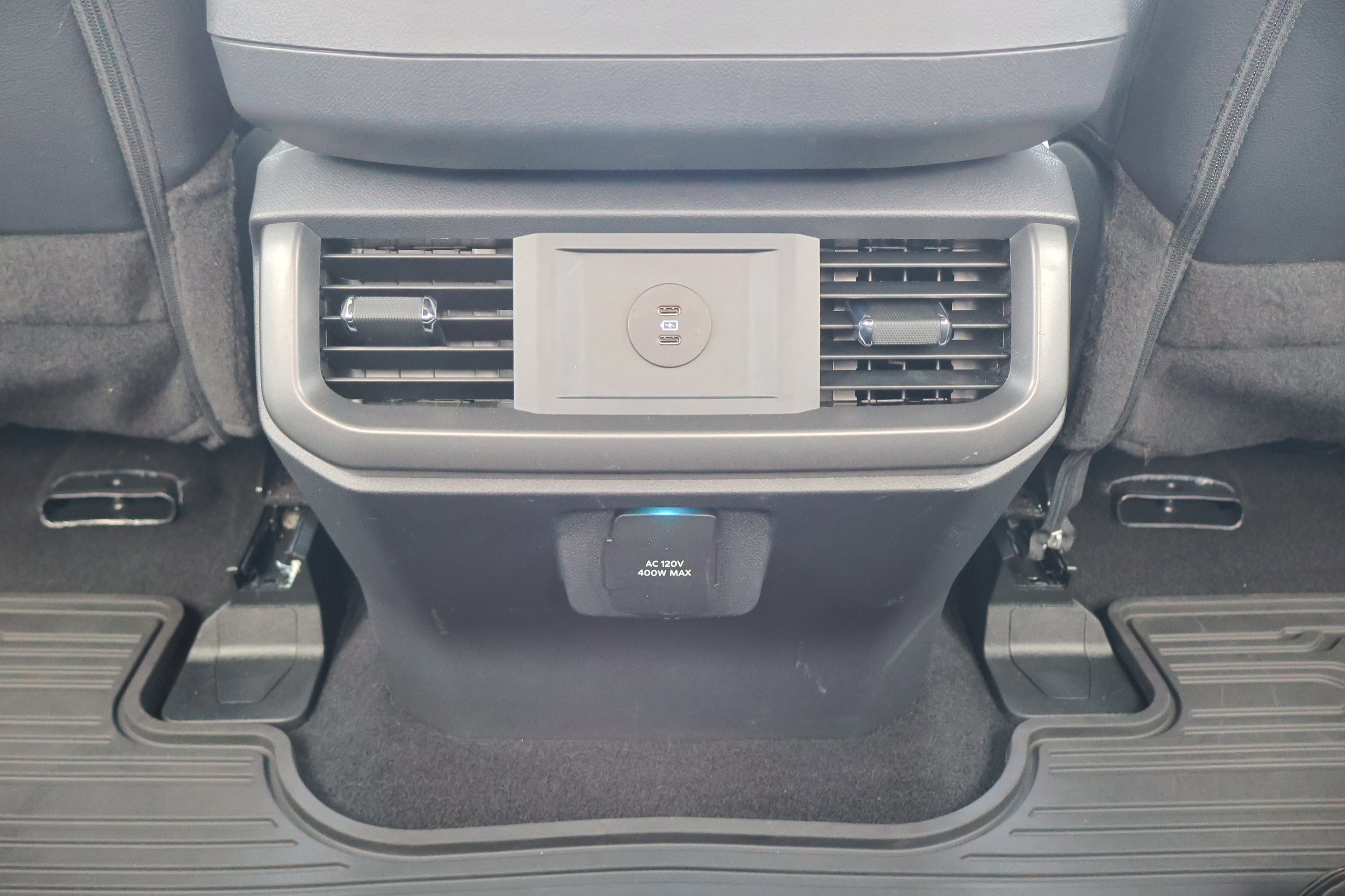 Certified 2025 Ford F150 Lariat w/ Equipment Group 501A Mid image 26