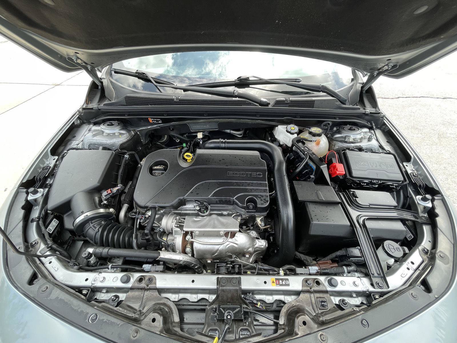 Used 2025 Chevrolet Malibu LT FWD image 34