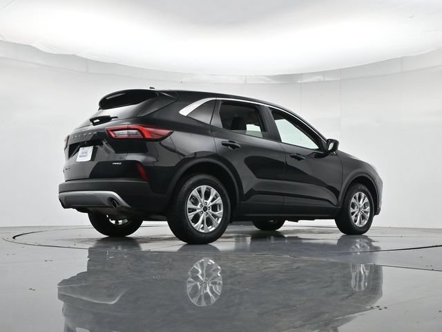Certified 2024 Ford Escape Active AWD/4WD image 34