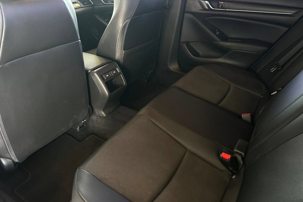 Used 2022 Honda Accord Sport image 14