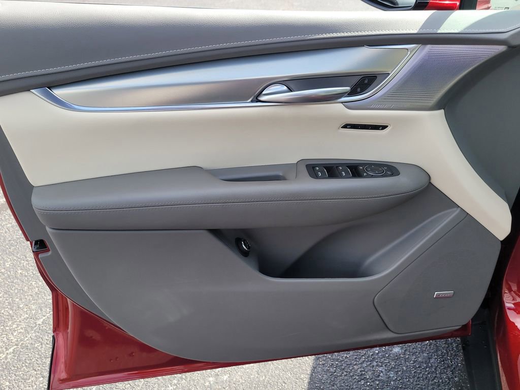 Used 2023 Cadillac XT5 Premium Luxury image 14