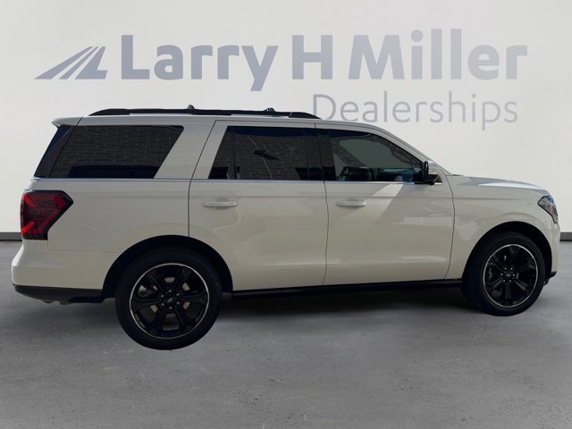 Certified 2022 Ford Expedition Limited image 6