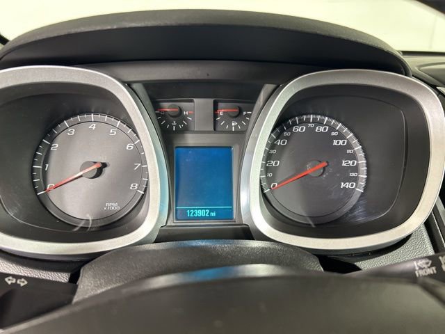 Used 2017 Chevrolet Equinox LT w/ Convenience Package AWD/4WD image 10