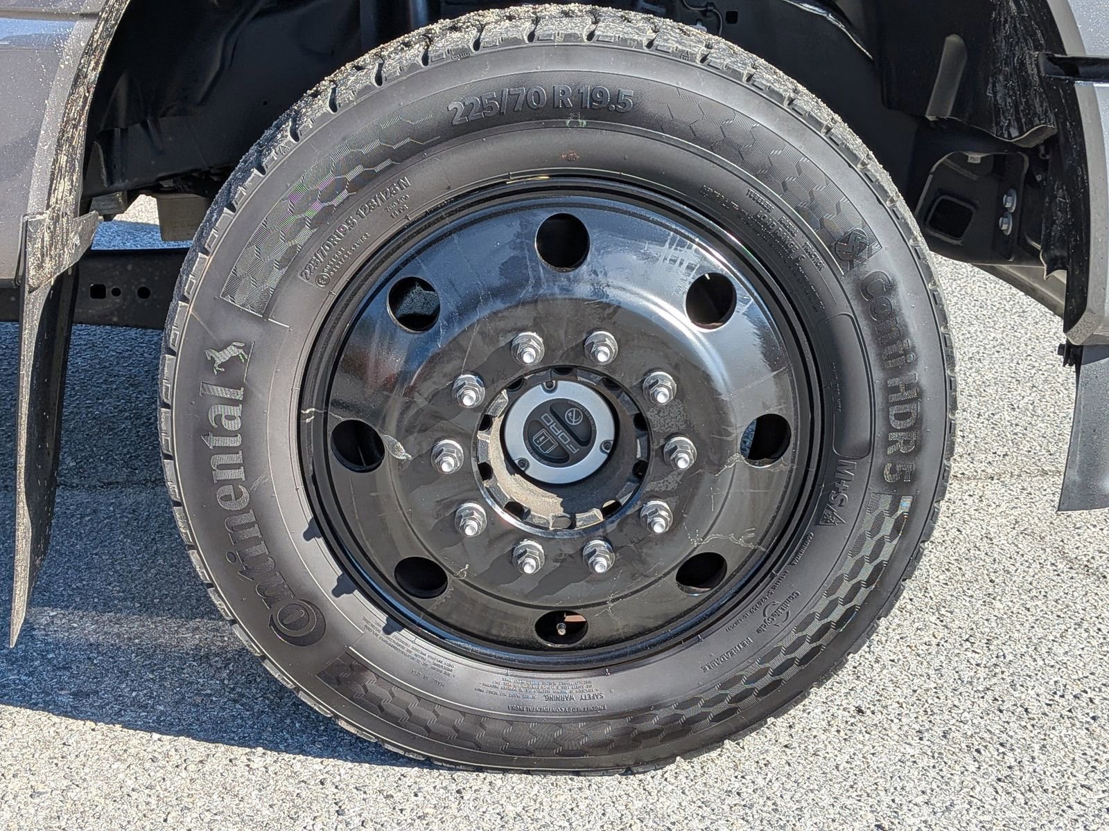 Certified 2024 Ford F450 Lariat w/ Lariat Ultimate Package image 12