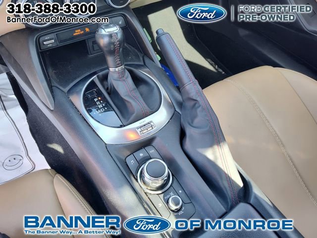 Used 2019 MAZDA MX-5 Miata RF Grand Touring image 19
