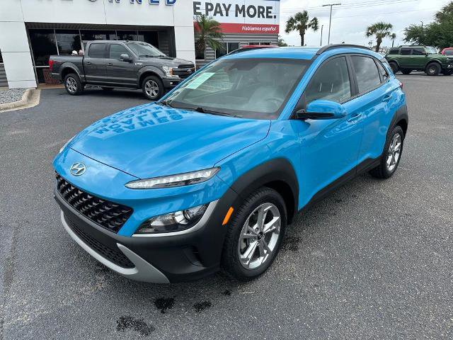 Used 2023 Hyundai Kona SEL image 2