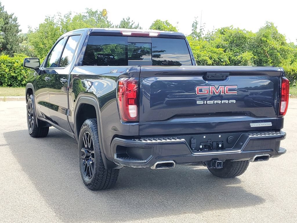 Used 2025 GMC Sierra 1500 Elevation w/ Preferred Package AWD/4WD image 3