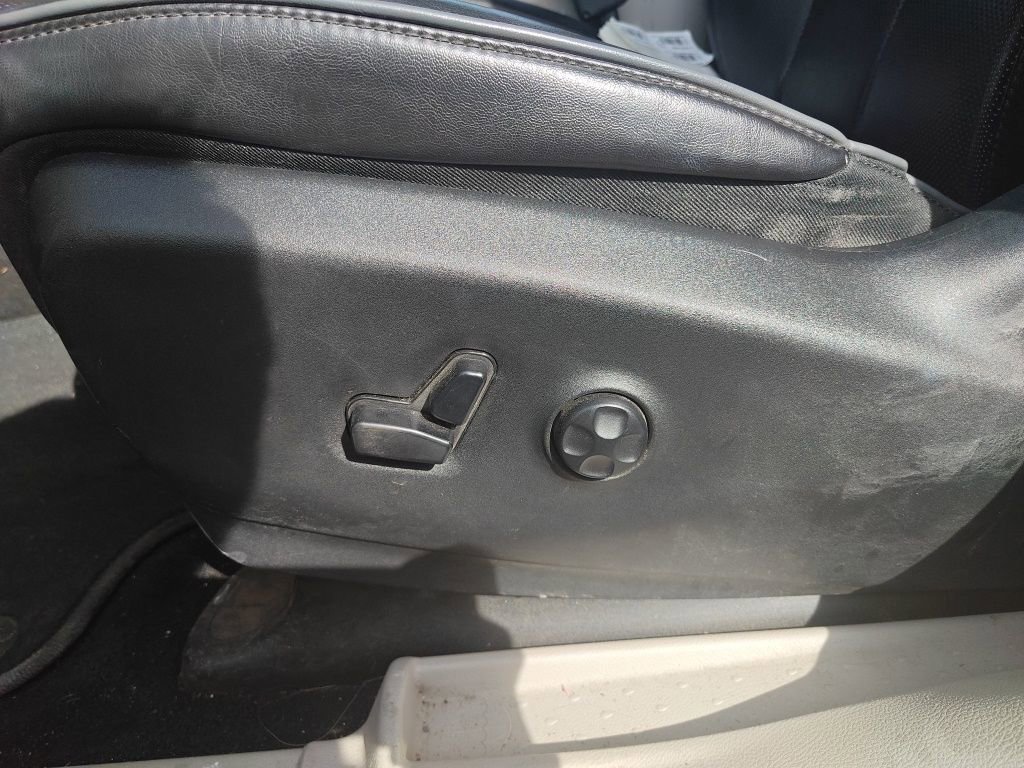 Used 2018 Chrysler Pacifica Limited w/ Advanced Safetytec Group image 12