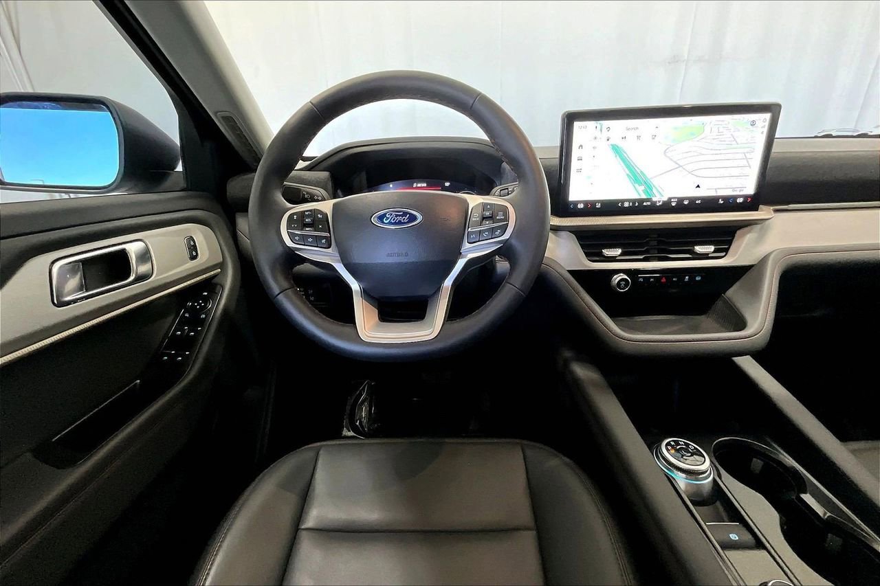 Certified 2026 Ford Explorer Active w/ Active Comfort Package image 4