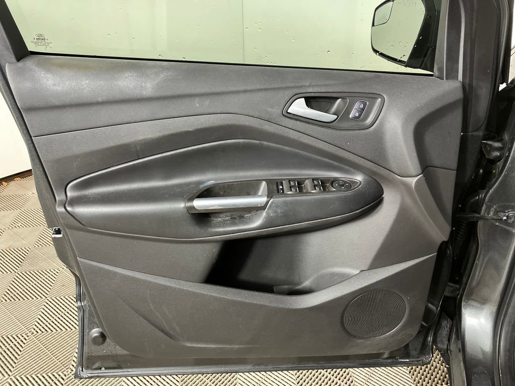 Certified 2019 Ford Escape SE image 22