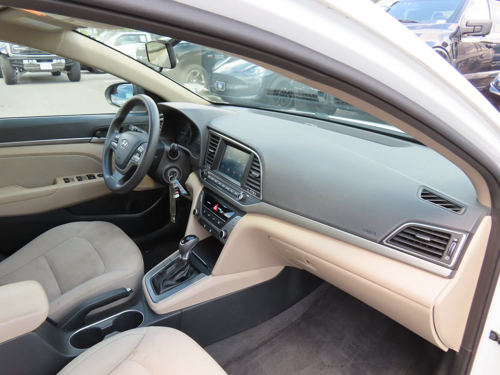 Used 2017 Hyundai Elantra SE FWD image 14