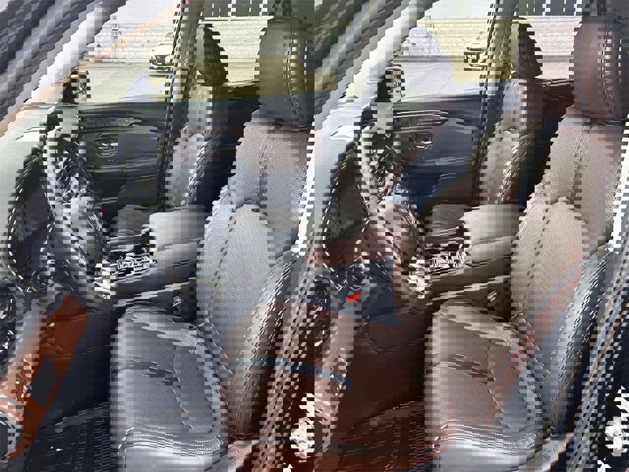 Used 2024 Honda Pilot Elite image 25