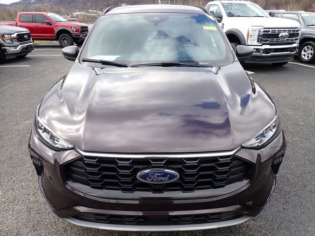 Certified 2023 Ford Escape ST-Line w/ Tech Pack #1 image 8