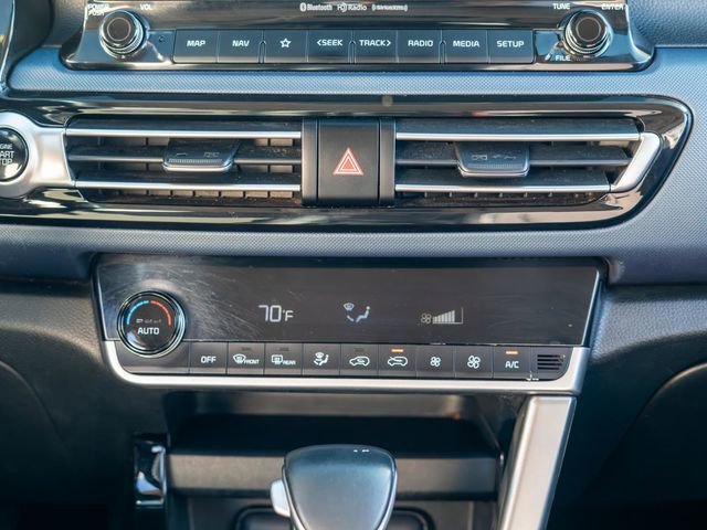 Used 2022 Kia Seltos Nightfall Edition image 28