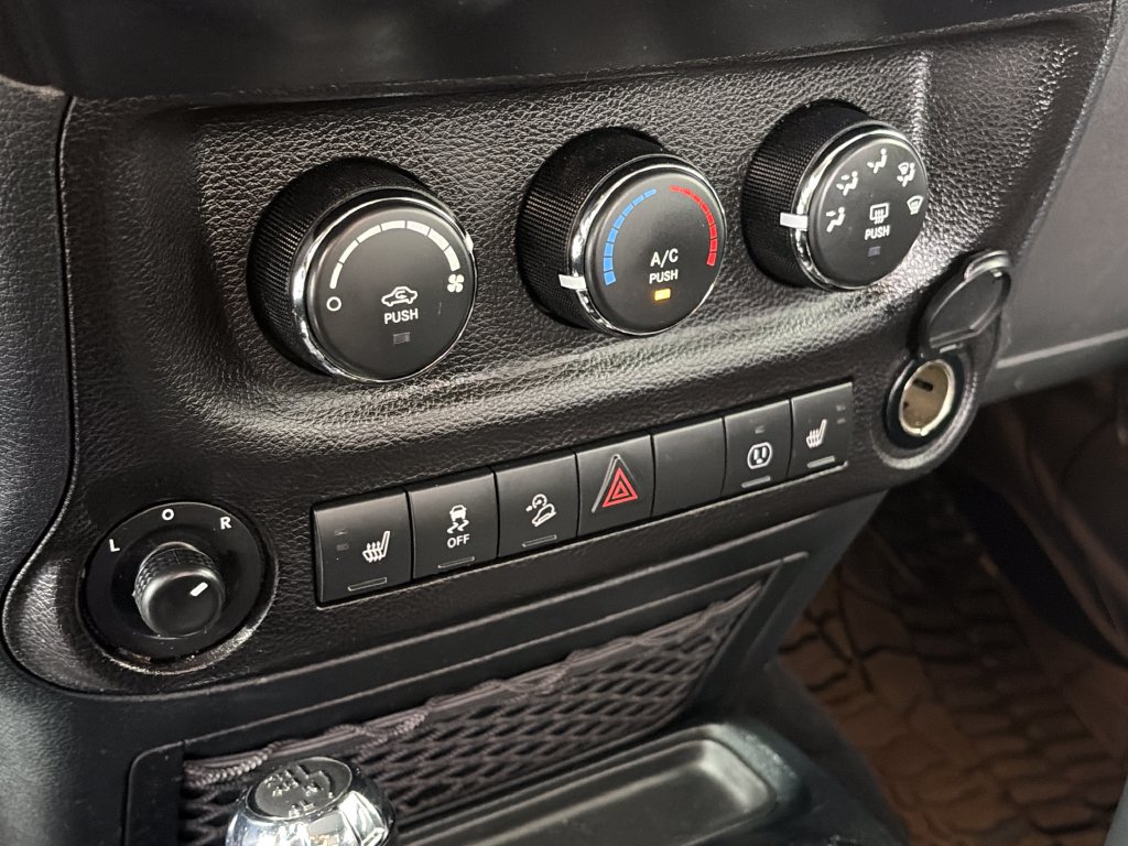 Used 2018 Jeep Wrangler Rubicon AWD/4WD image 20