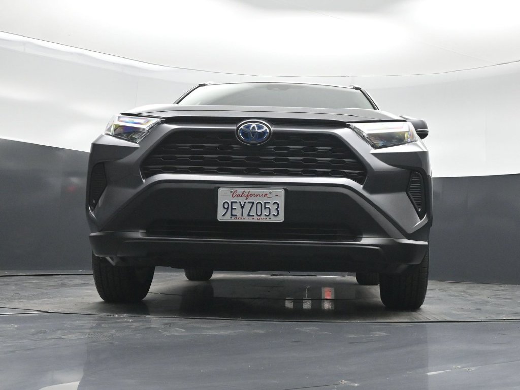 Used 2022 Toyota RAV4 XLE AWD/4WD image 44