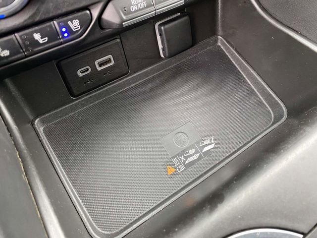 Used 2023 Chevrolet Suburban High Country image 34