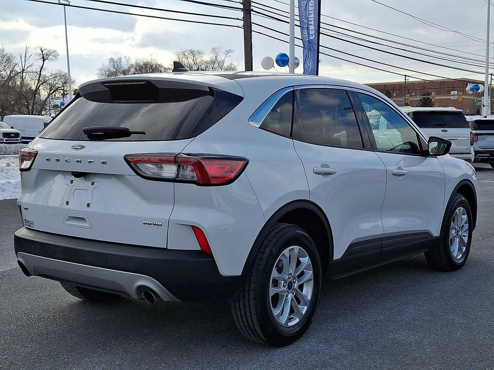 Certified 2022 Ford Escape SE image 4
