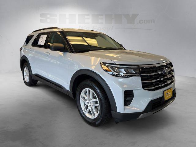 Certified 2026 Ford Explorer Active AWD/4WD image 2