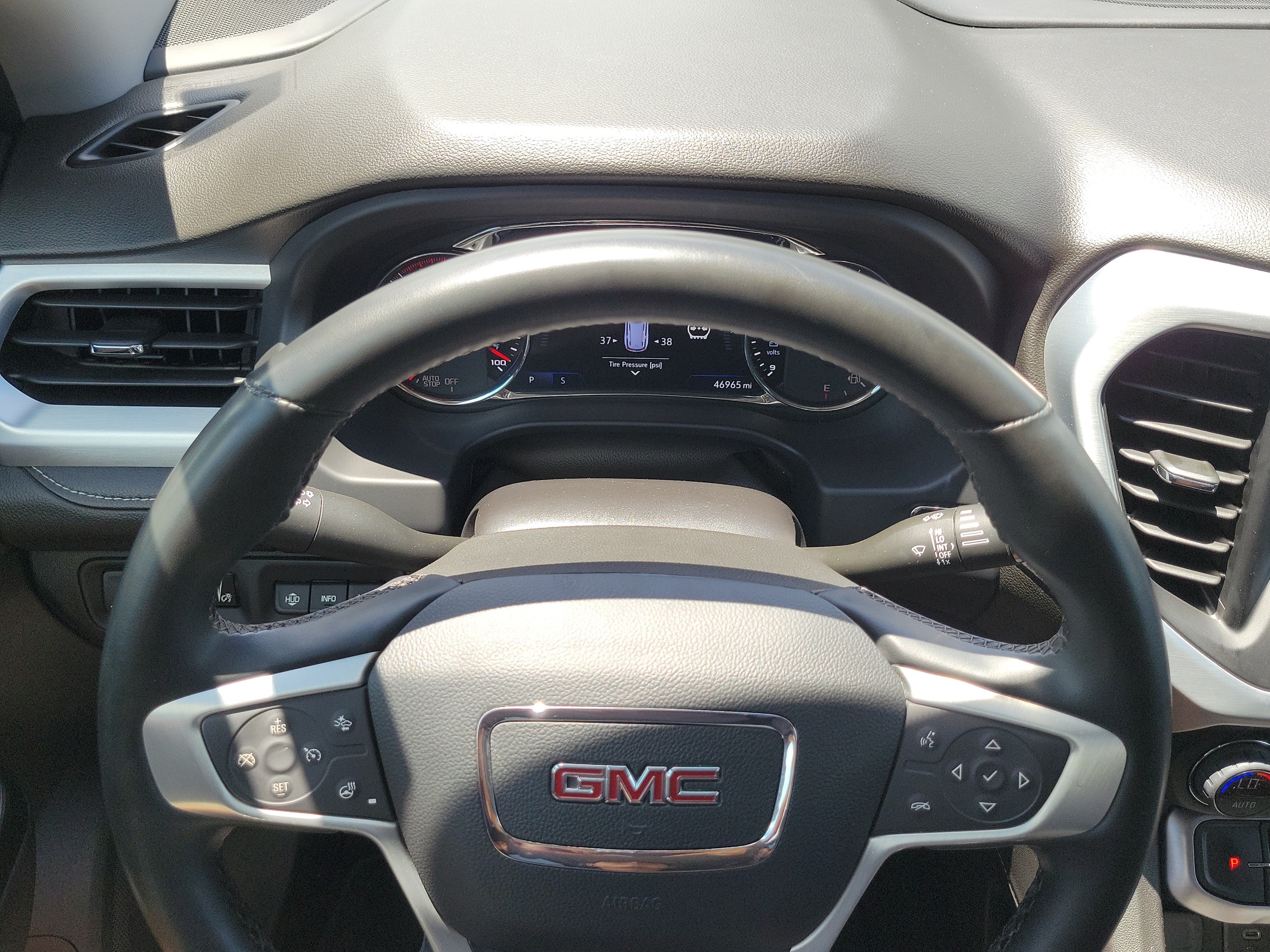 Used 2023 GMC Acadia SLT w/ Elevation Edition FWD image 23