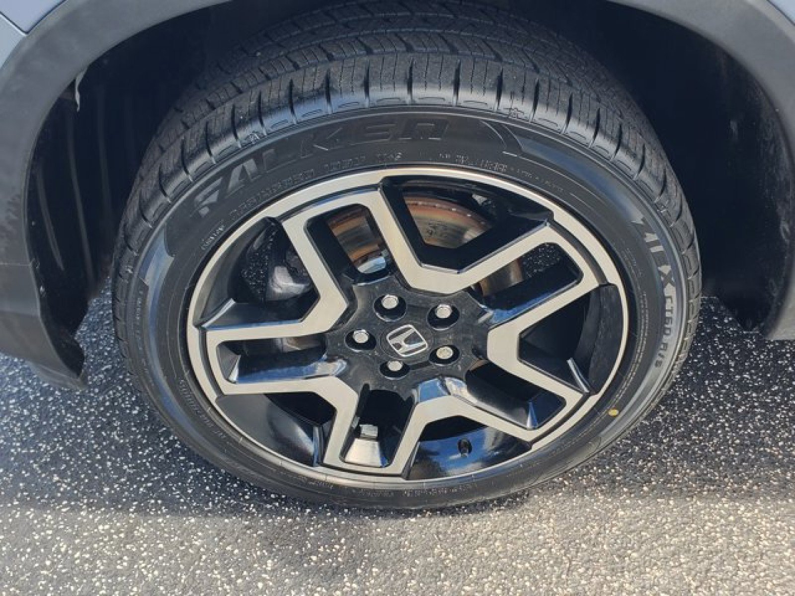 Used 2023 Honda Passport Elite image 4