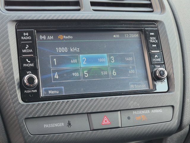 Used 2025 Mitsubishi Outlander Sport ES AWD/4WD image 17