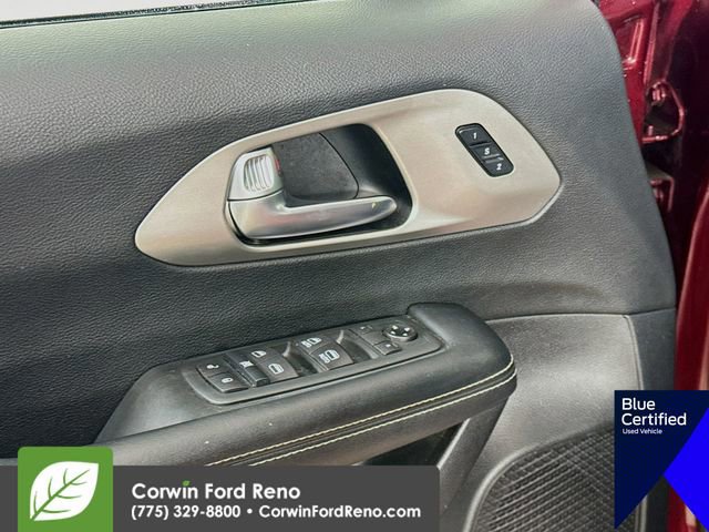 Used 2020 Chrysler Pacifica Touring-L image 20