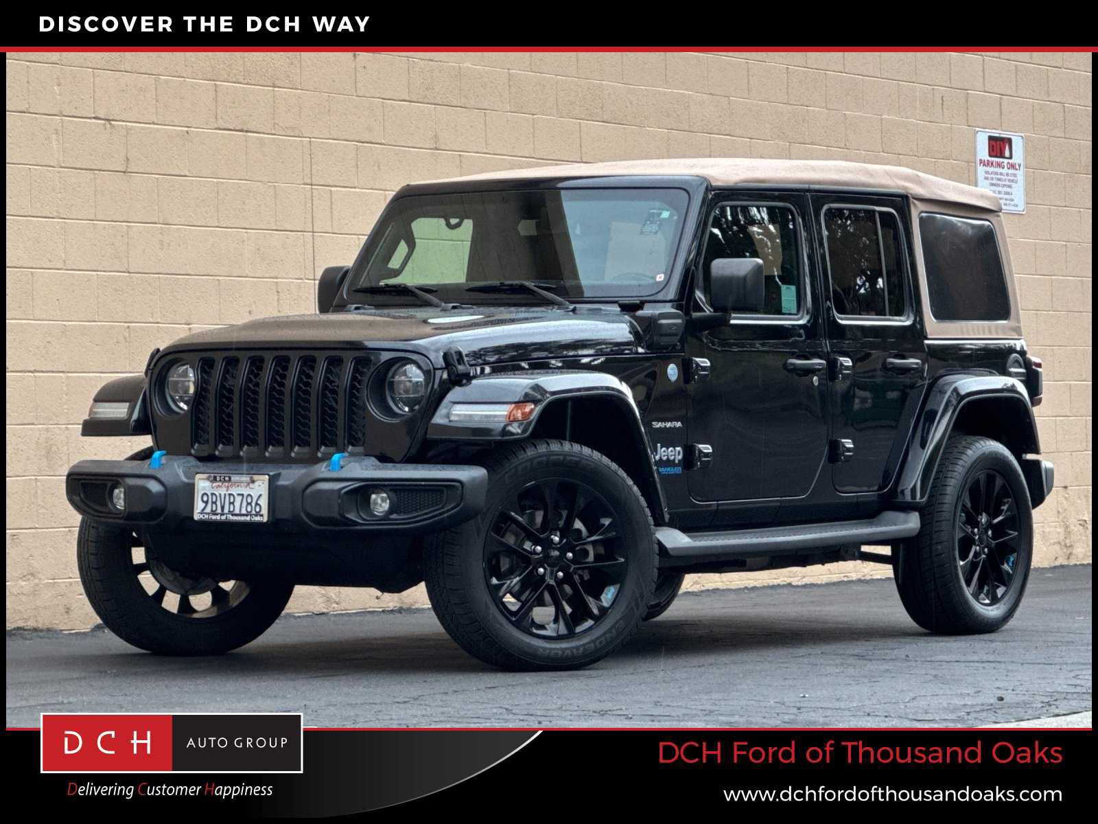 Used 2022 Jeep Wrangler Unlimited Sahara AWD/4WD image 1