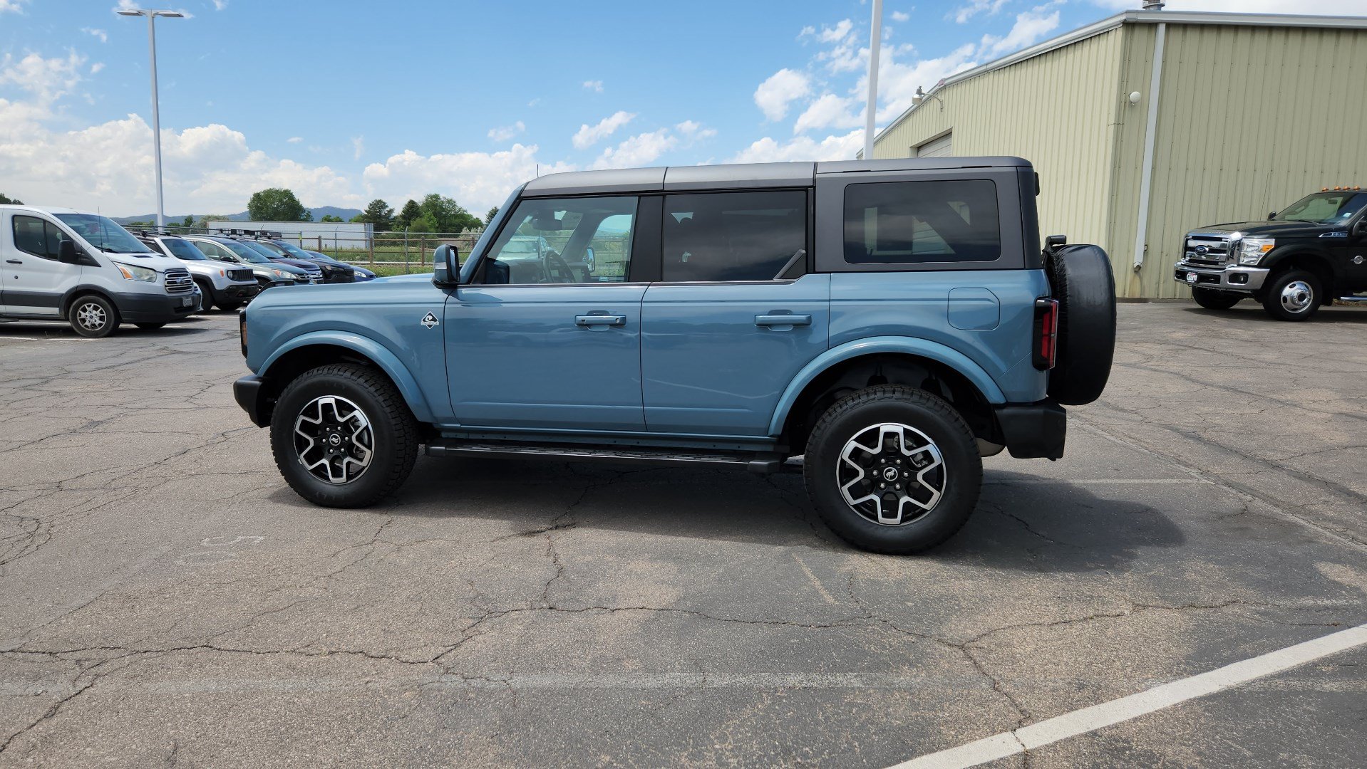 Certified 2023 Ford Bronco Outer Banks AWD/4WD image 6