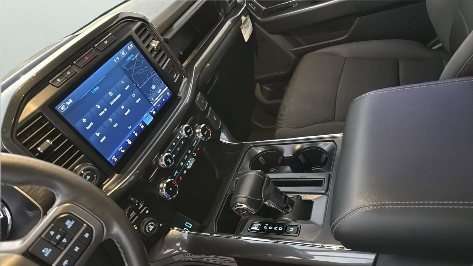 Certified 2023 Ford F150 XLT w/ Equipment Group 302A High image 21