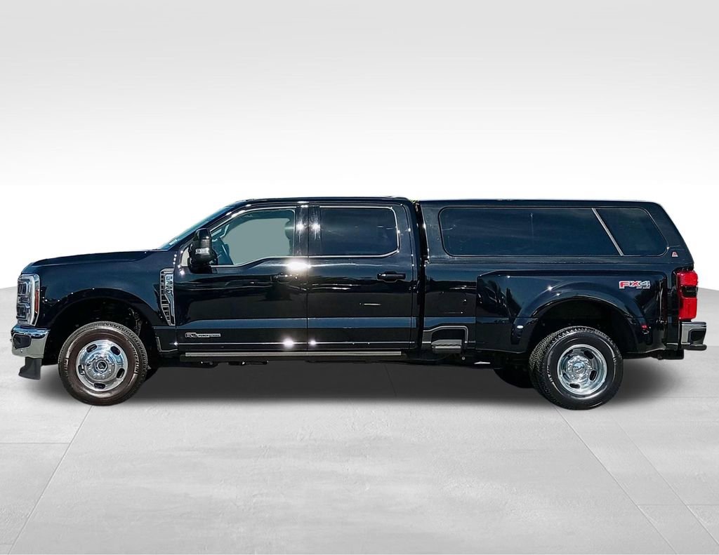 Certified 2025 Ford F350 Lariat w/ Lariat Ultimate Package AWD/4WD image 9