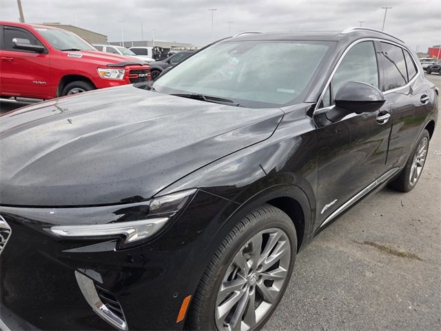 Used 2022 Buick Envision Avenir w/ Technology Package II video 2