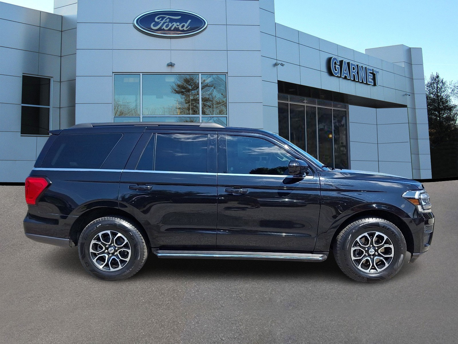 Certified 2022 Ford Expedition XLT AWD/4WD image 10