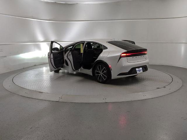 Used 2025 Toyota Prius XLE image 10