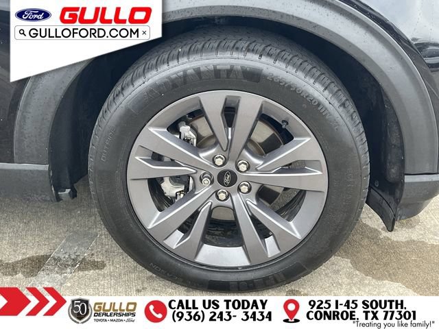 Certified 2024 Ford Explorer XLT w/ Equipment Group 202A RWD image 29