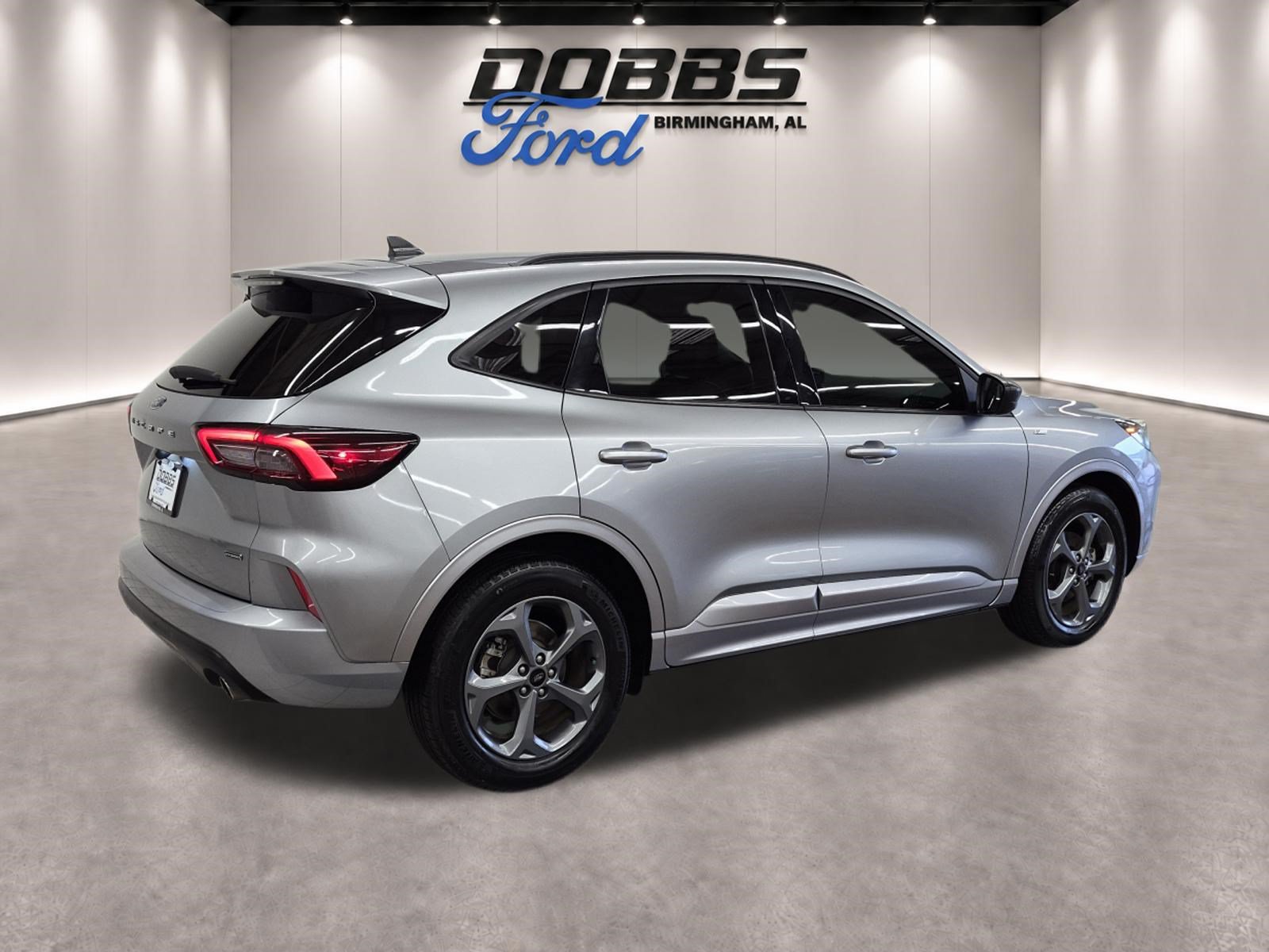 Certified 2024 Ford Escape ST-Line w/ Equipment Group 301A FWD image 9