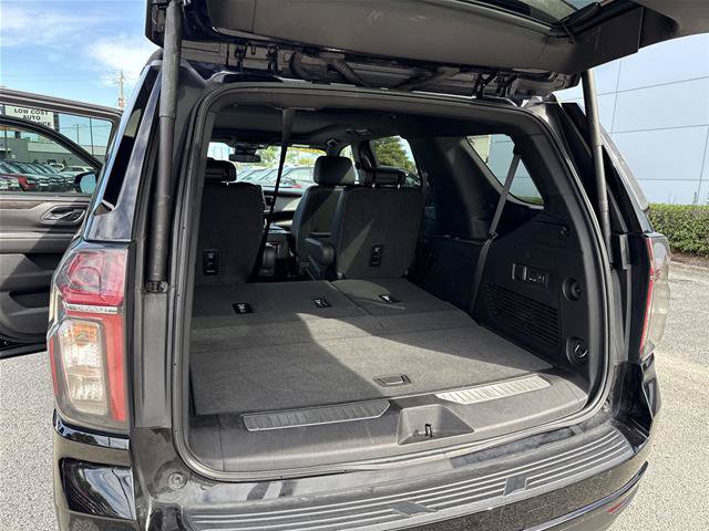 Used 2024 Chevrolet Tahoe Z71 w/ Luxury Package AWD/4WD image 31