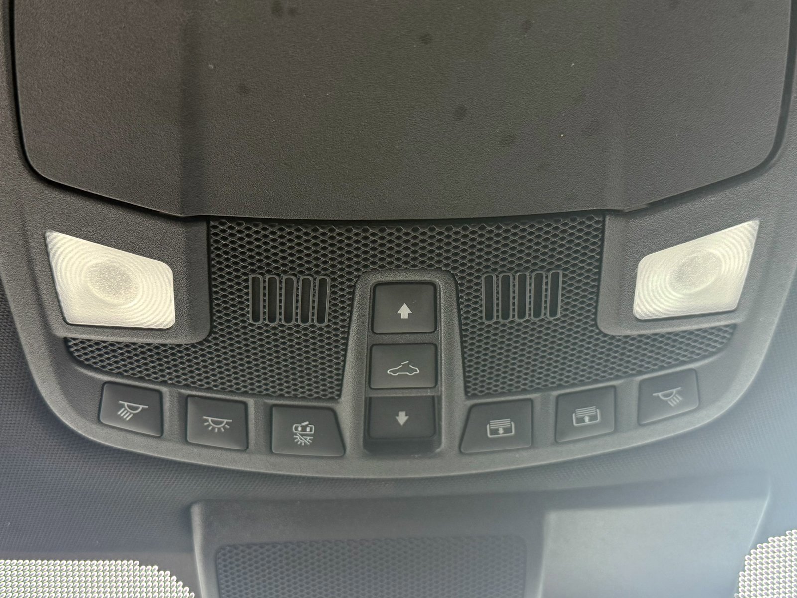 Certified 2019 Ford F150 Platinum w/ Equipment Group 701A Luxury image 38