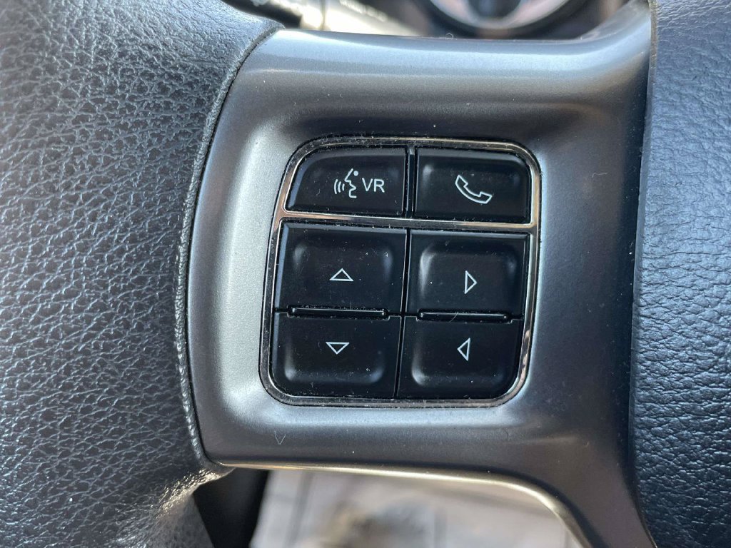 Used 2021 RAM 1500 Classic SLT RWD image 24