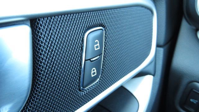 Certified 2023 Ford Explorer XLT w/ Equipment Group 202A image 27