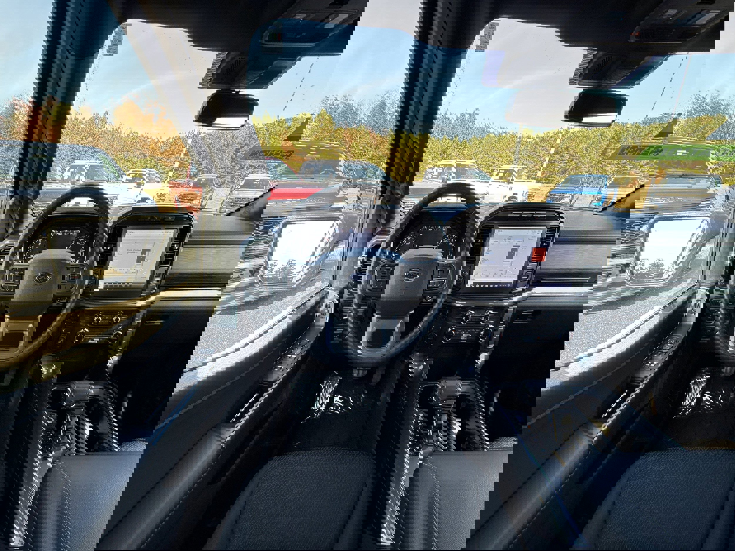 Certified 2022 Ford F150 XLT w/ Equipment Group 302A High image 18