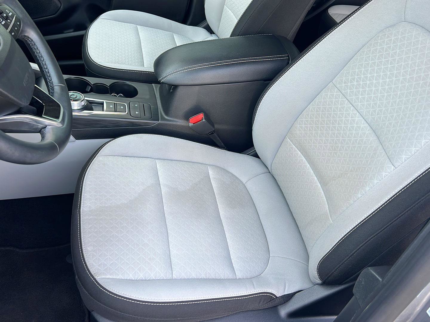 Certified 2024 Ford Escape Active FWD image 30