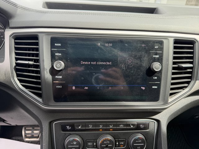 Used 2021 Volkswagen Atlas SE w/ Panoramic Sunroof Package FWD image 11