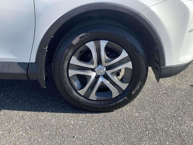 Used 2018 Toyota RAV4 LE w/ All Weather Liner Package image 26