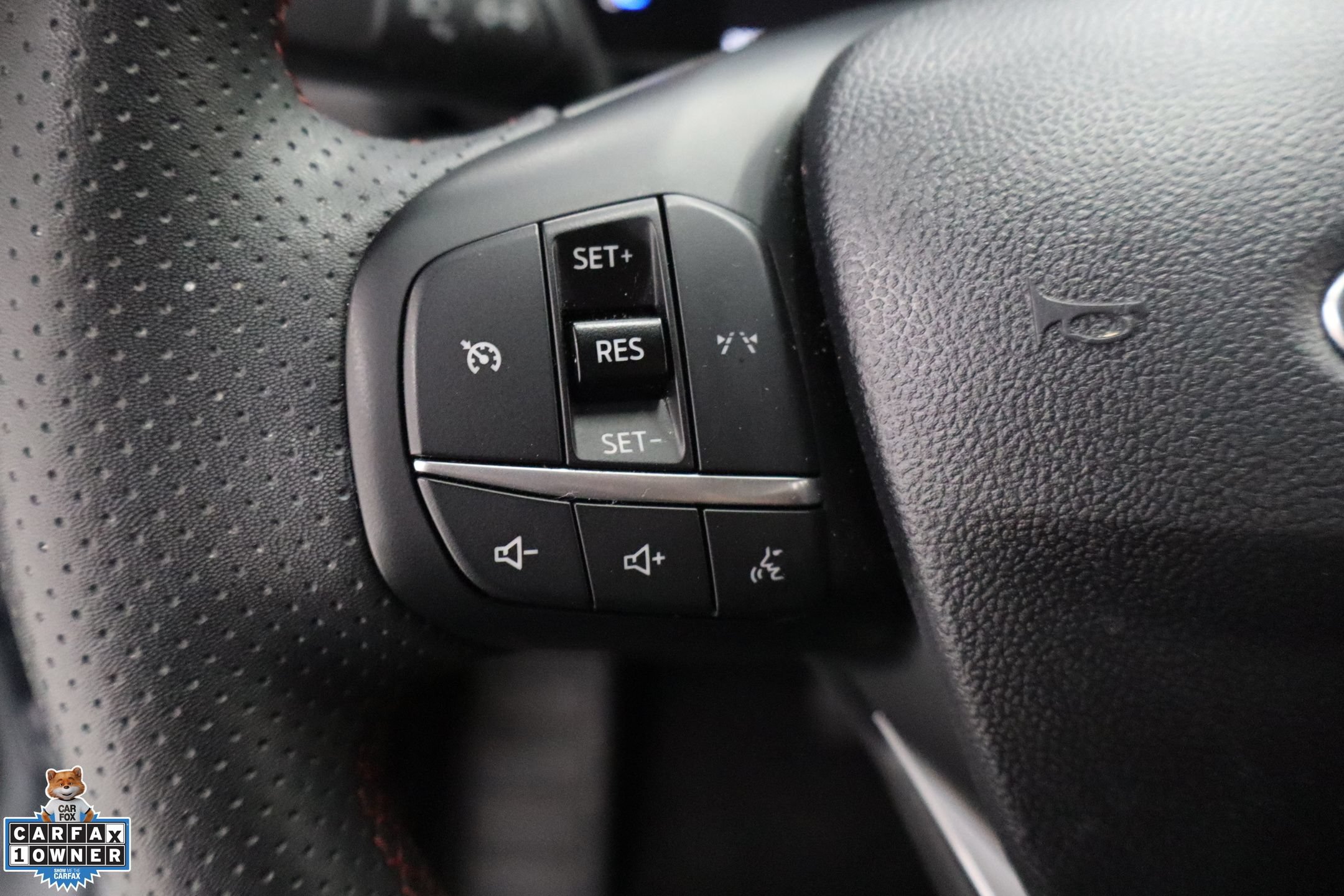 Certified 2025 Ford Escape ST-Line FWD image 14