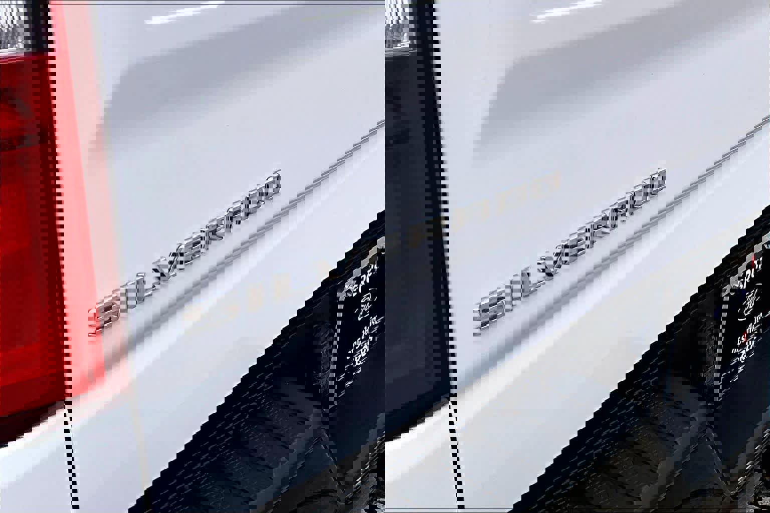 Used 2021 Chevrolet Silverado 1500 Custom Trail Boss image 31