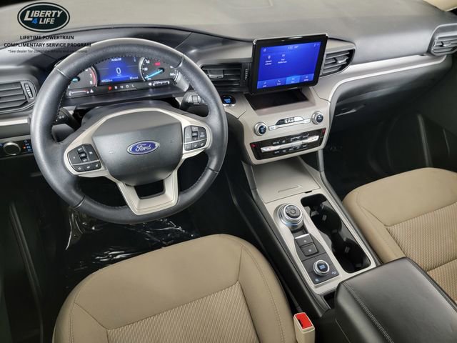 Certified 2023 Ford Explorer XLT image 32