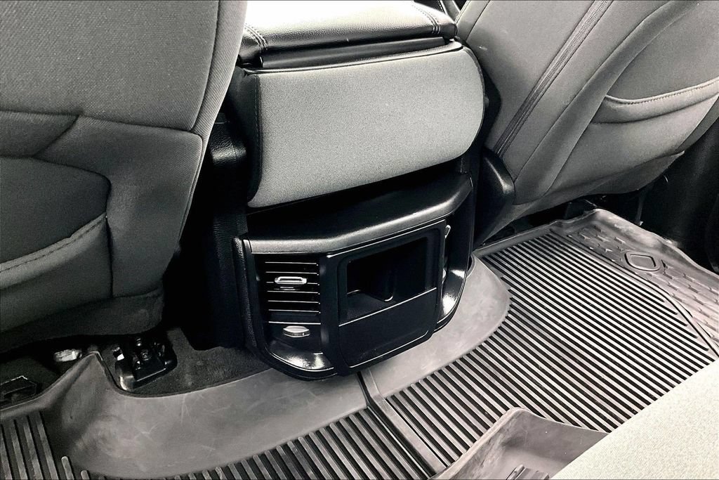 Used 2024 RAM 1500 Big Horn AWD/4WD image 34